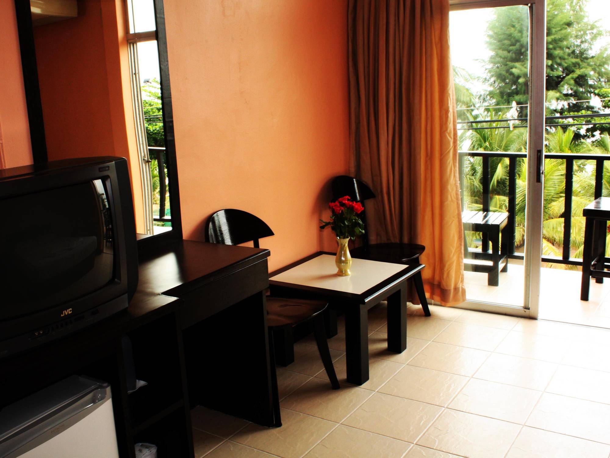 Opal House Hotel & Restaurant Ban Nong Tabaek Dış mekan fotoğraf