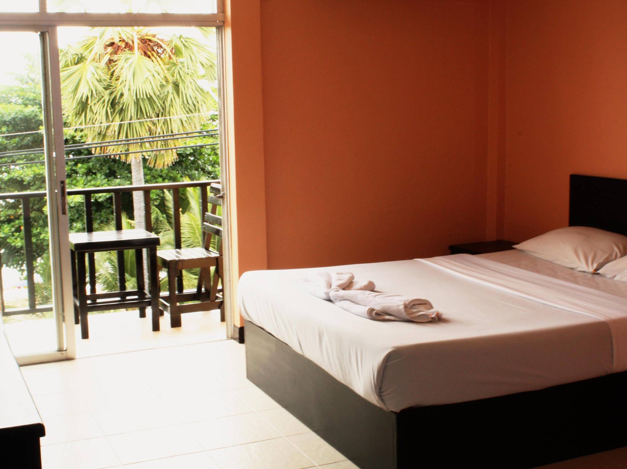Opal House Hotel & Restaurant Ban Nong Tabaek Dış mekan fotoğraf